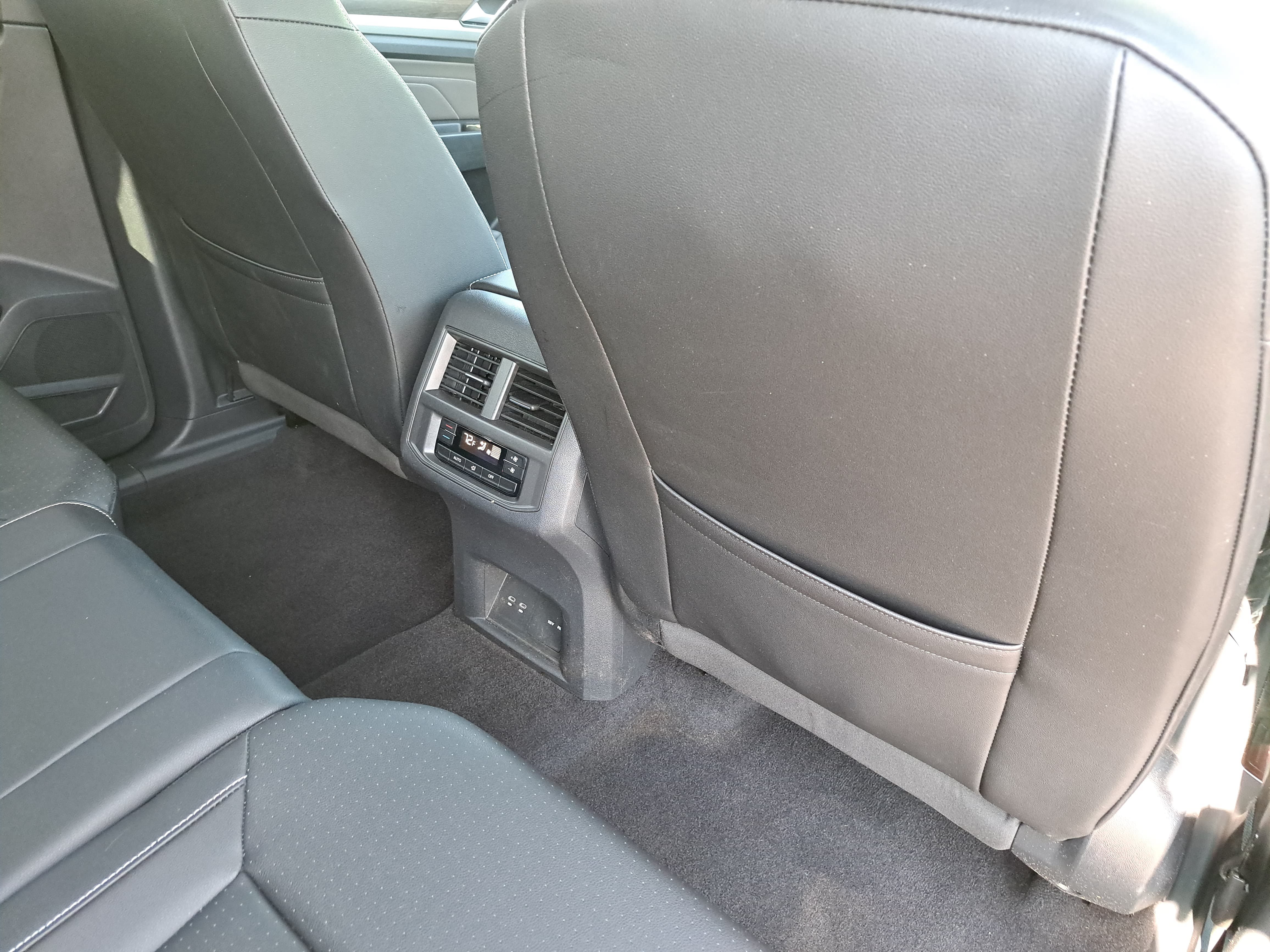 Used 2023 Volkswagen Atlas SE AWD/4WD image 11