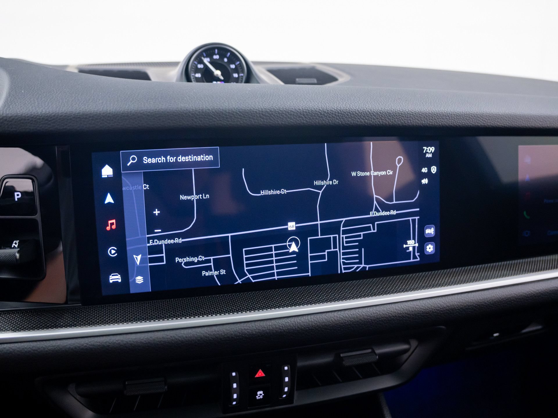 Certified 2025 Porsche Cayenne E-Hybrid Coupe AWD/4WD image 23