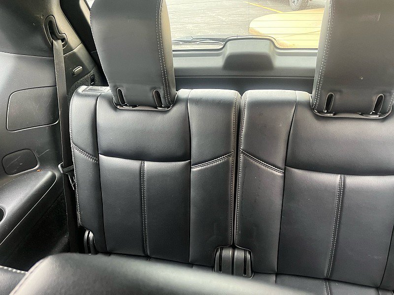 Used 2019 Nissan Pathfinder SL AWD/4WD image 15