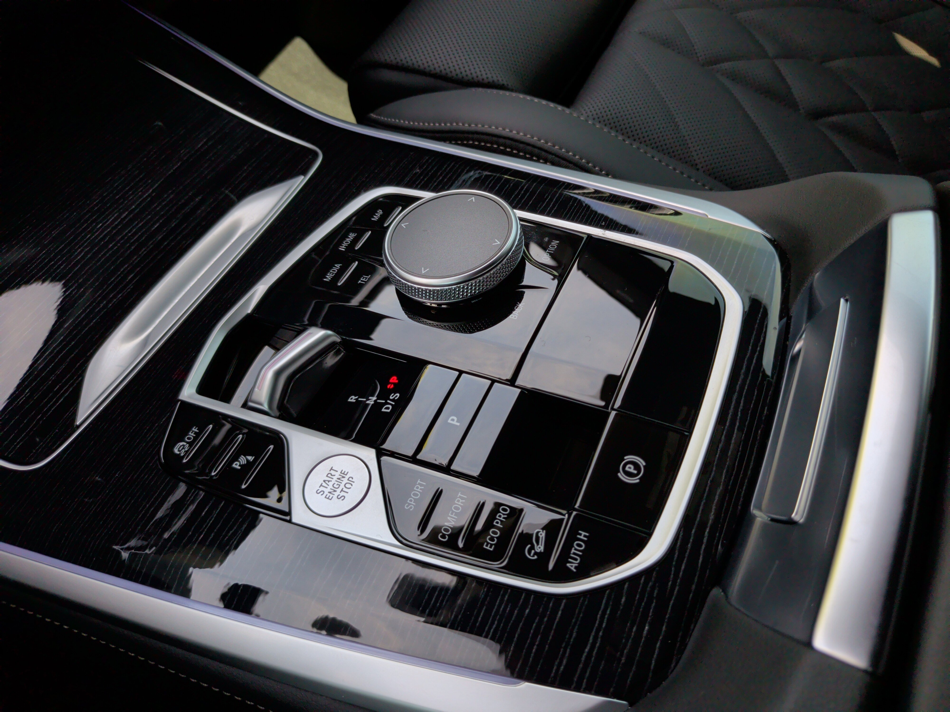 Certified 2026 BMW X5 xDrive40i w/ M Sport Package image 21