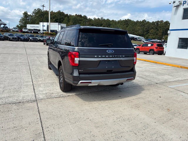 Used 2024 Ford Expedition XLT AWD/4WD image 21