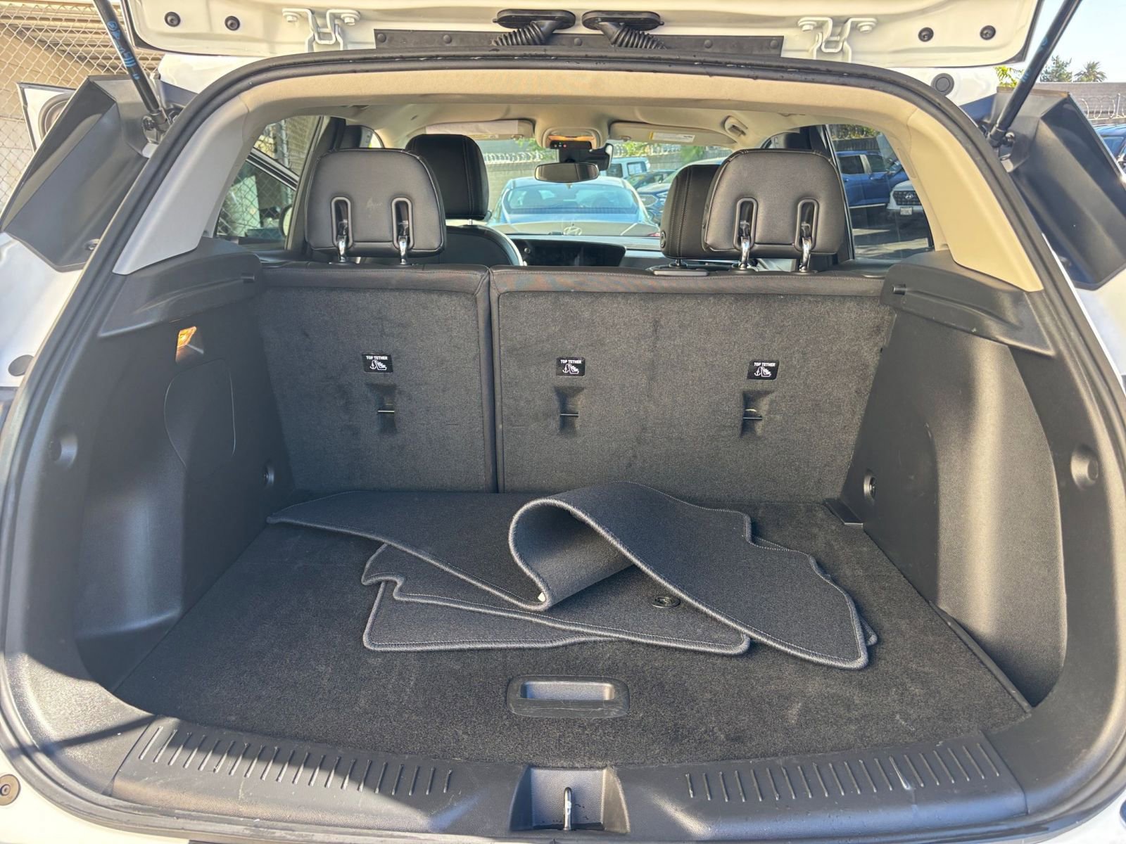 Used 2025 Buick Encore GX Preferred image 31