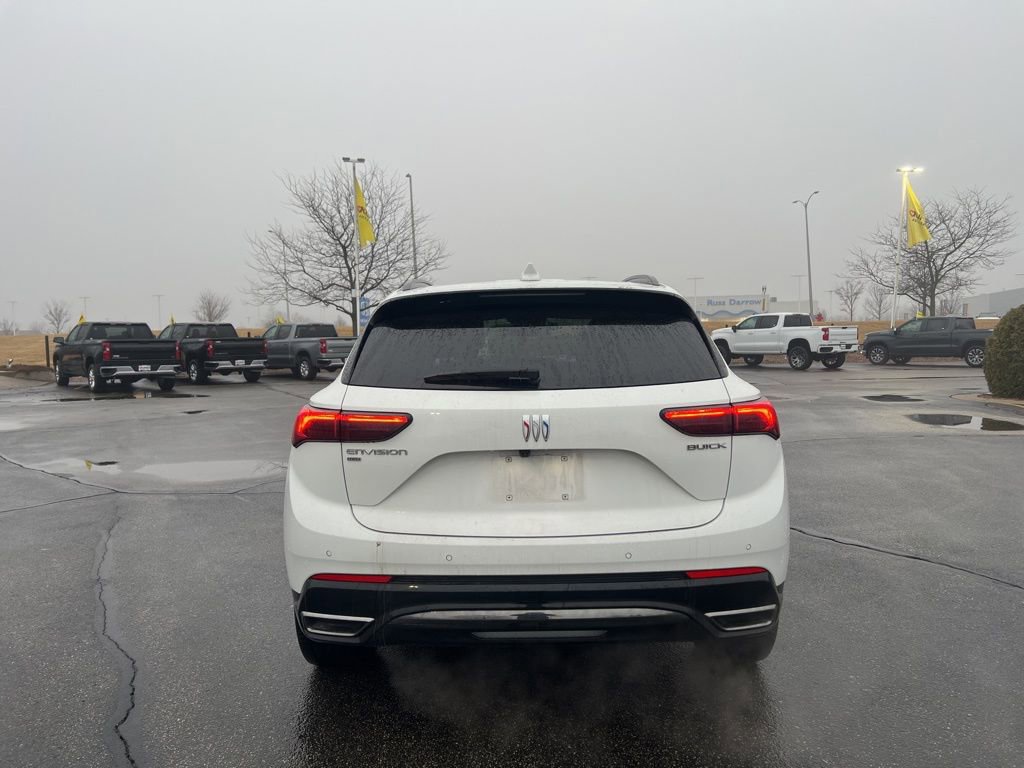 Used 2024 Buick Envision Sport Touring image 4