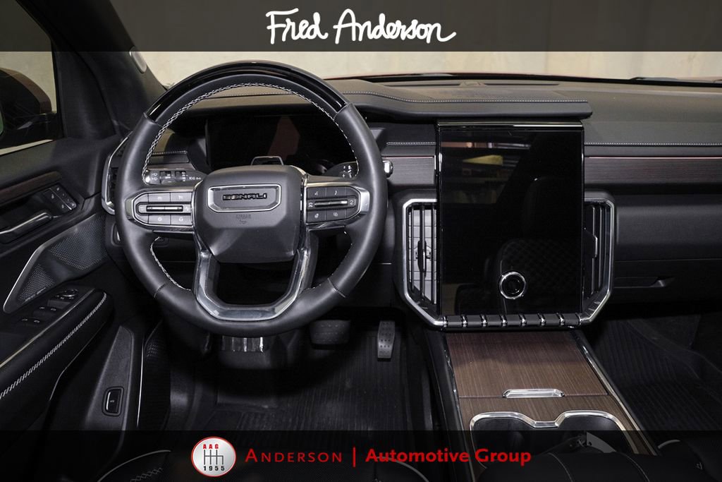 Used 2025 GMC Acadia Denali w/ Super Cruise Package FWD image 8