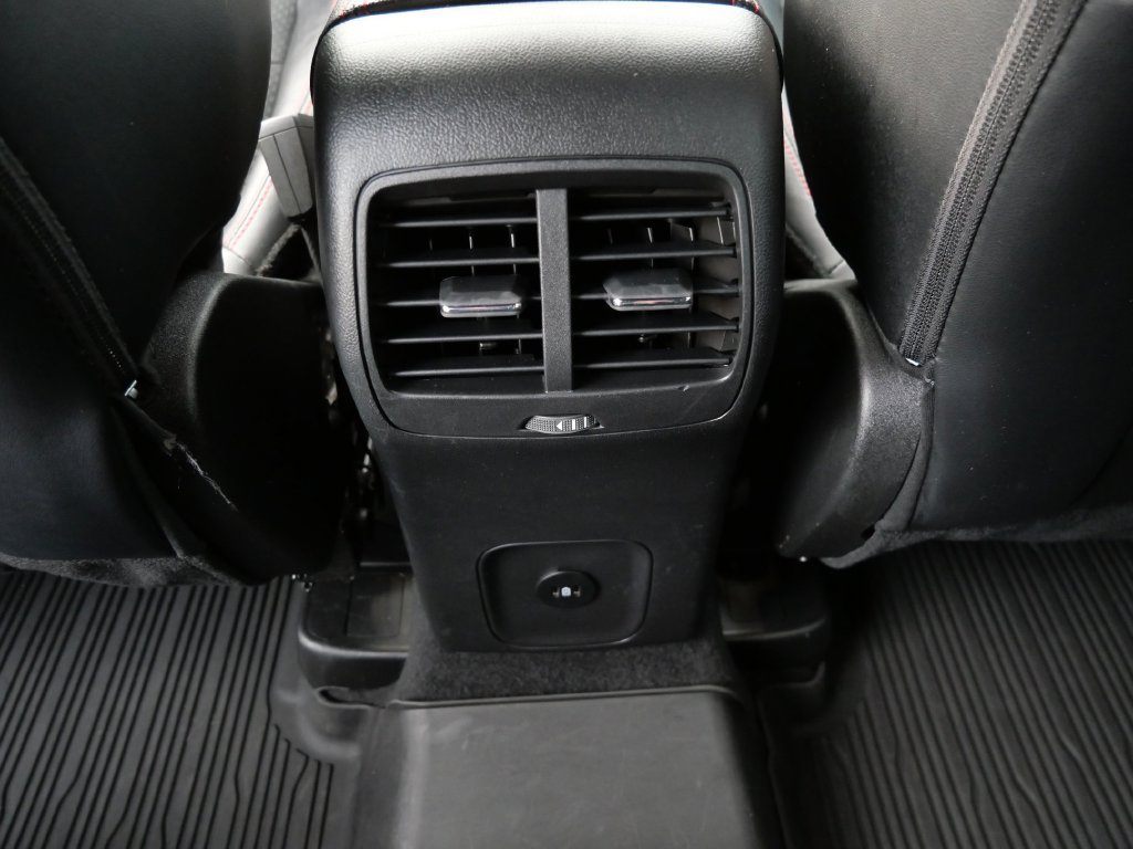 Certified 2023 Ford Escape ST-Line w/ Tech Pack #1 AWD/4WD image 17