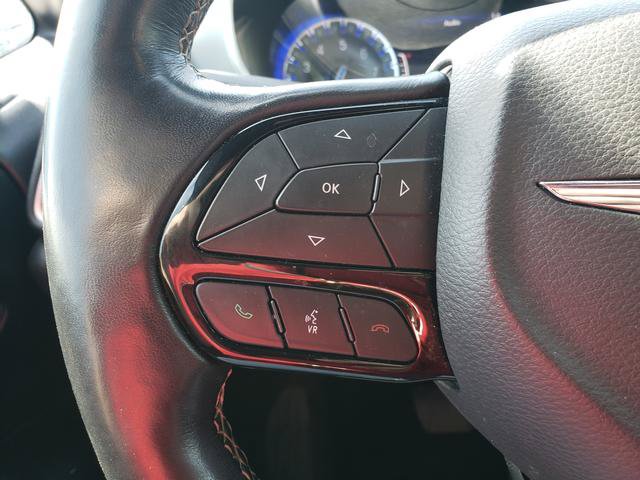 Used 2021 Chrysler Pacifica Touring-L w/ S Appearance Package FWD image 21