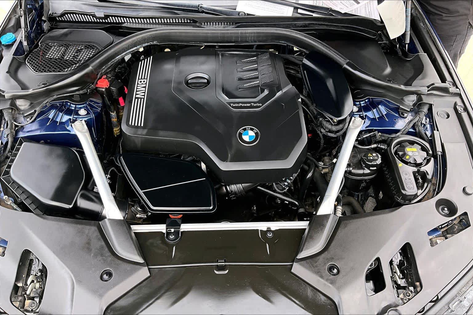 Used 2023 BMW 530i w/ Convenience Package RWD image 27