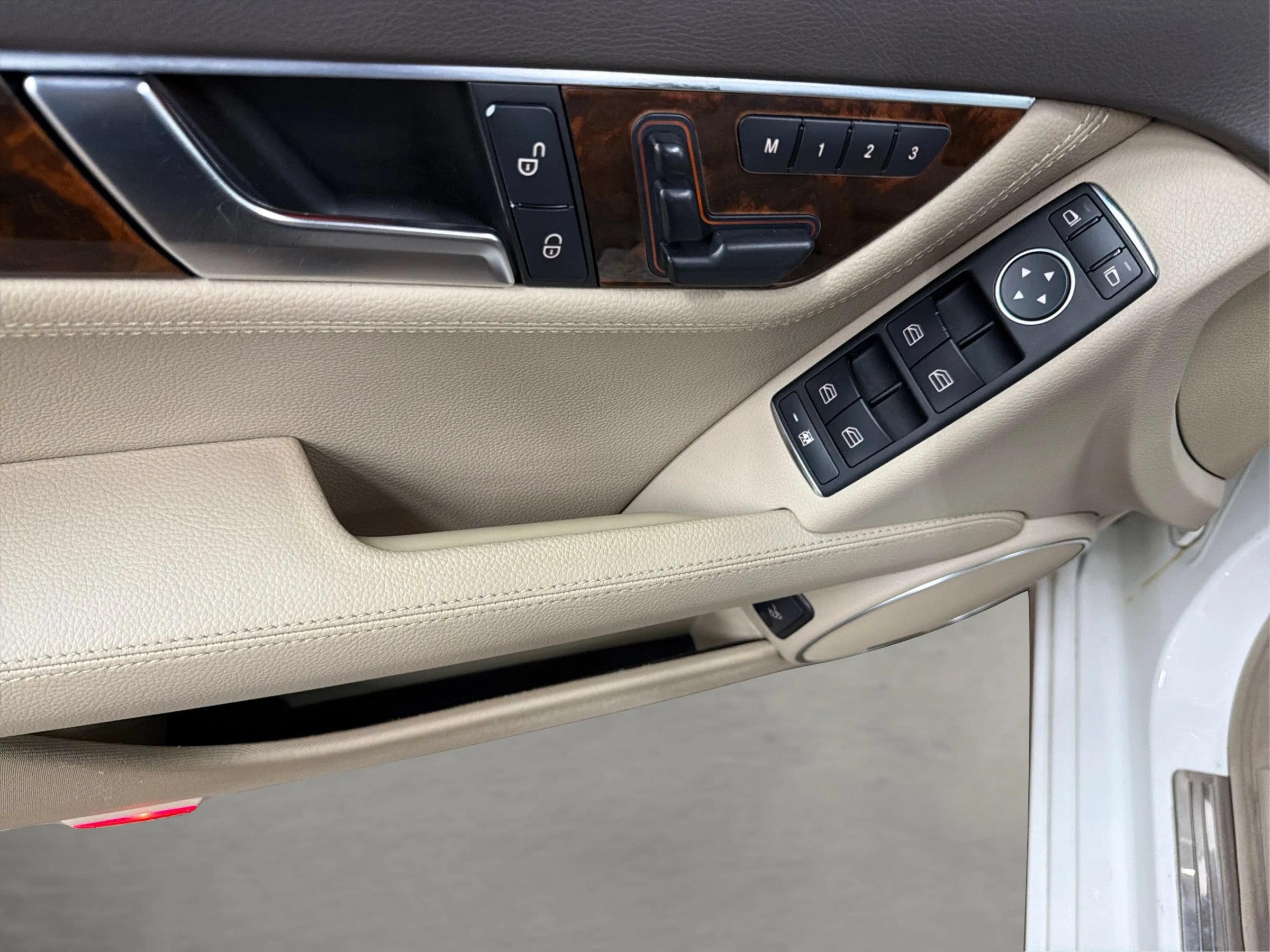 Used 2012 Mercedes-Benz C 300 4MATIC Sedan w/ Multimedia Pkg image 18