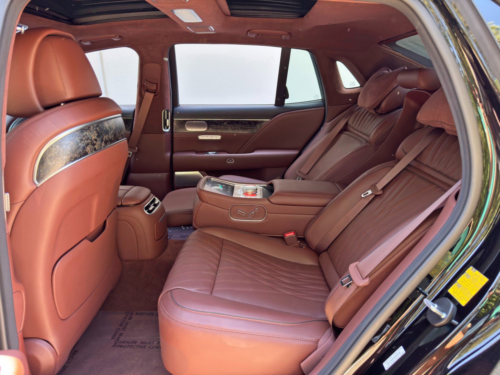 Used 2024 Genesis G90 3.5T AWD/4WD image 59