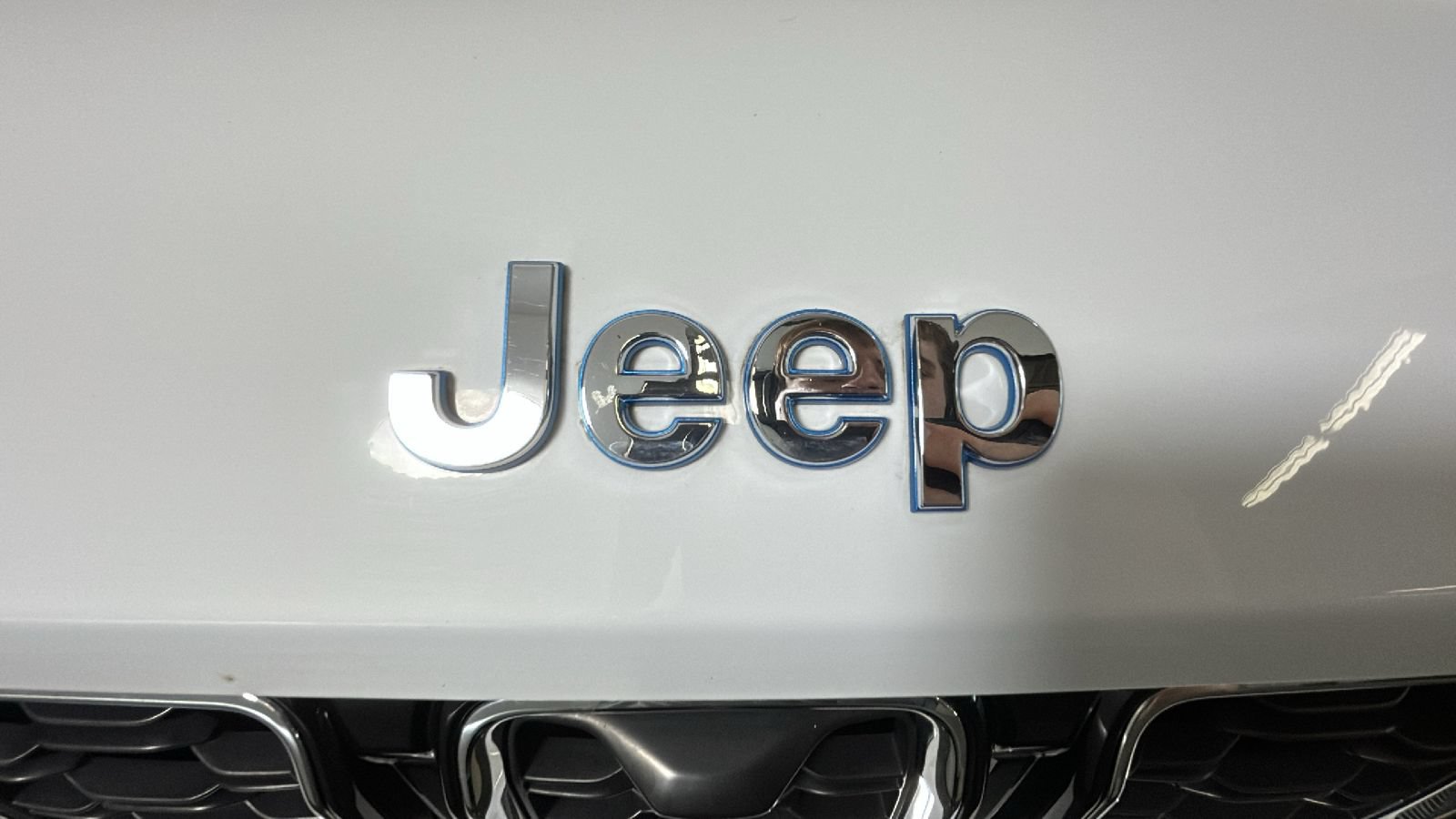 Used 2022 Jeep Grand Cherokee Limited 4xe w/ Luxury Tech Group II AWD/4WD image 10