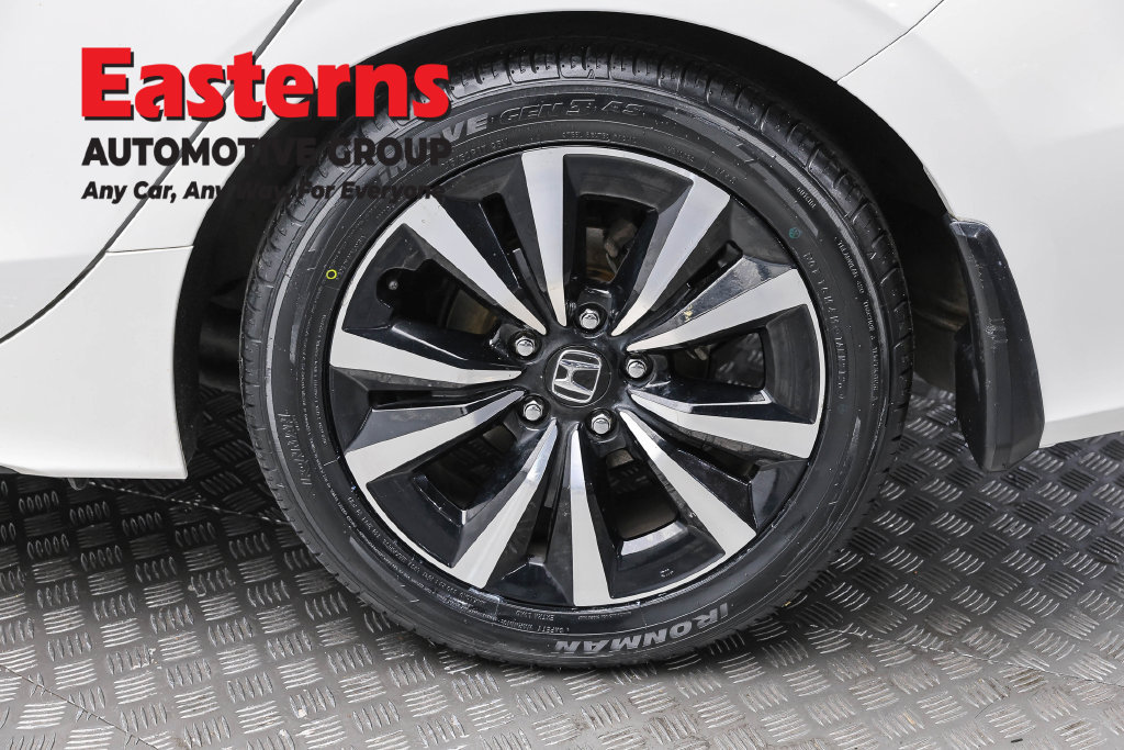 Used 2022 Honda Civic EX-L image 9