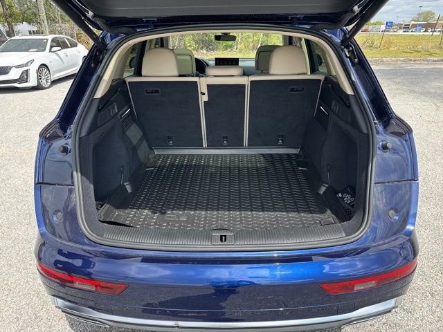 Used 2023 Audi Q5 2.0T Premium w/ Convenience Package image 14