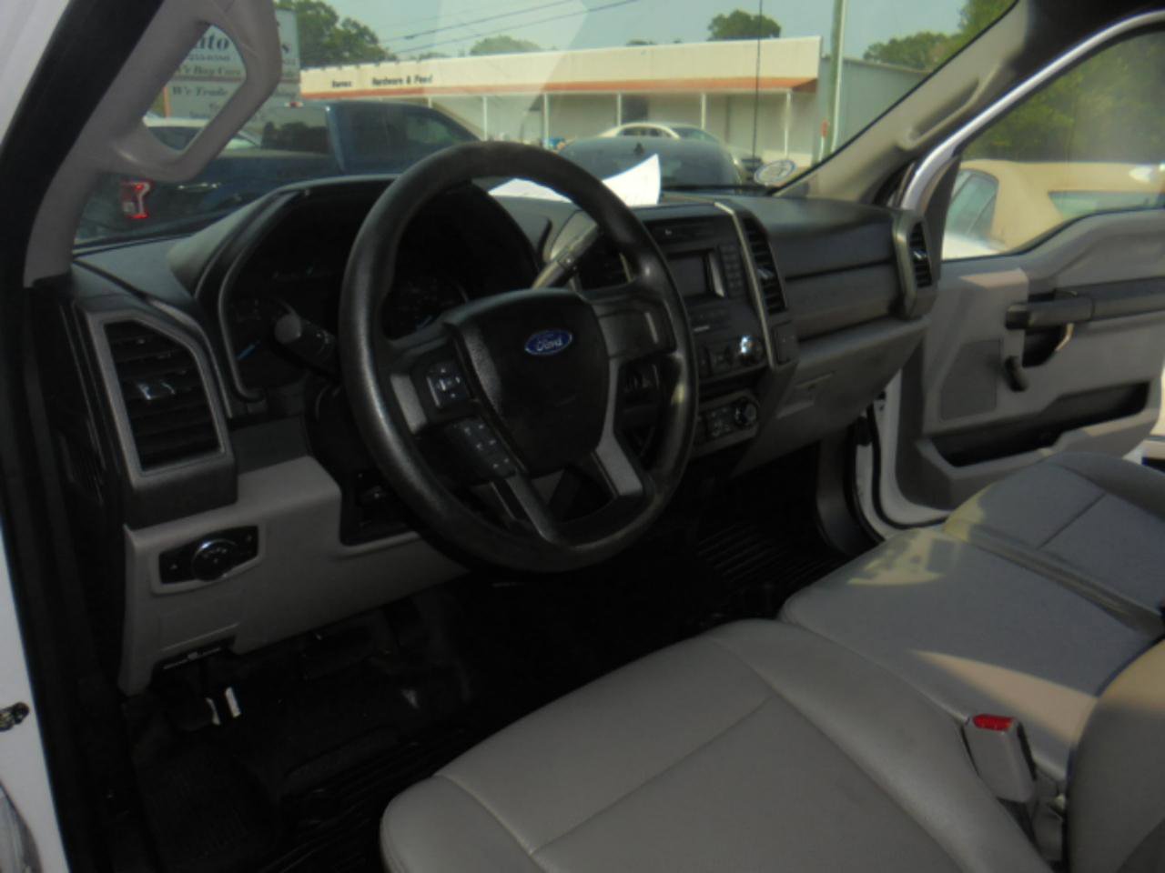 Used 2017 Ford F250 XL w/ XL Value Package RWD image 12