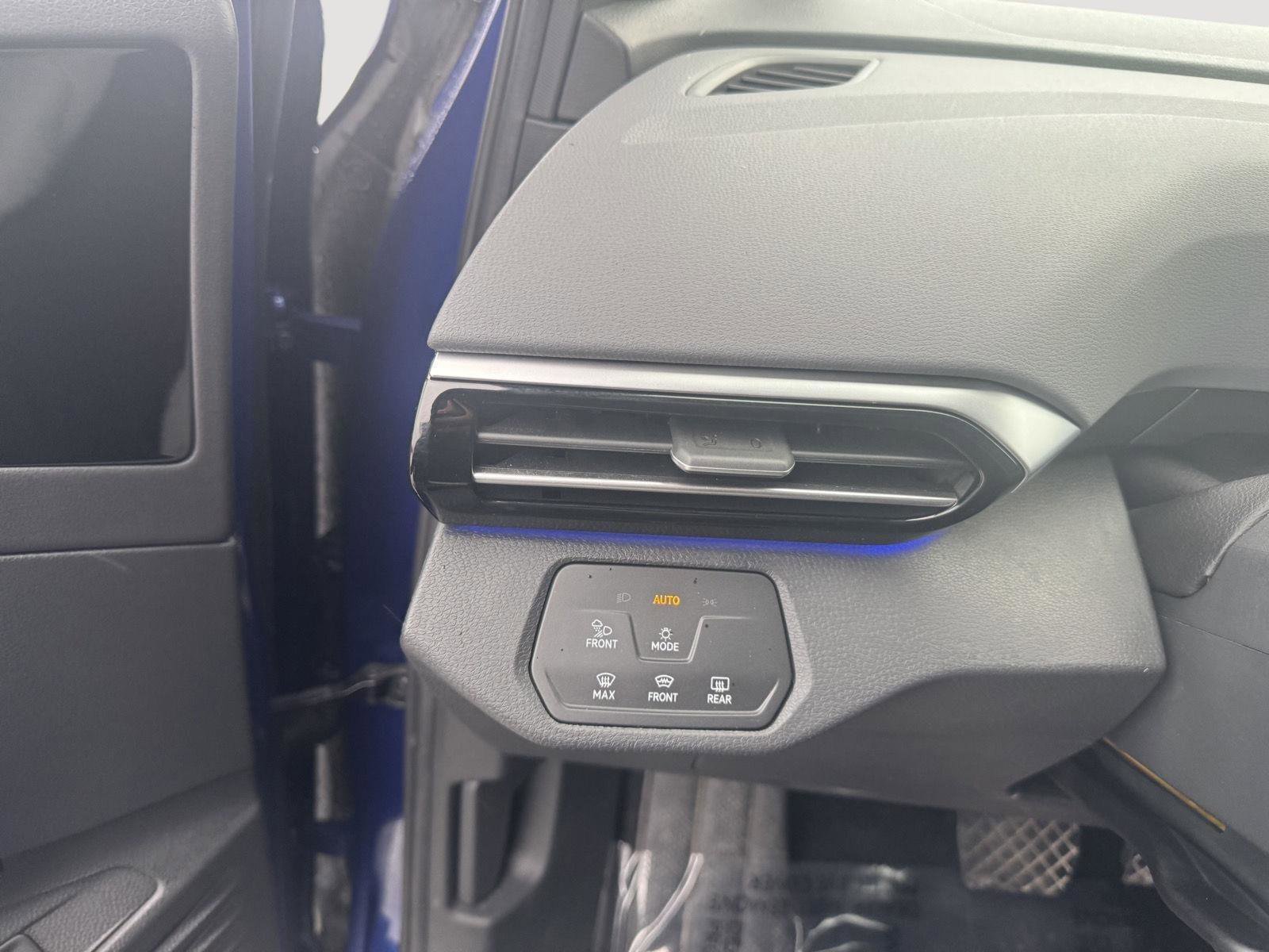 Used 2021 Volkswagen ID.4 Pro S w/ Gradient Package image 16