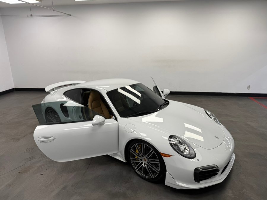 Used 2015 Porsche 911 Turbo S AWD/4WD image 29