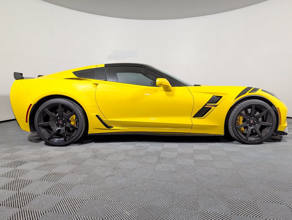 Used 2019 Chevrolet Corvette Grand Sport RWD image 2