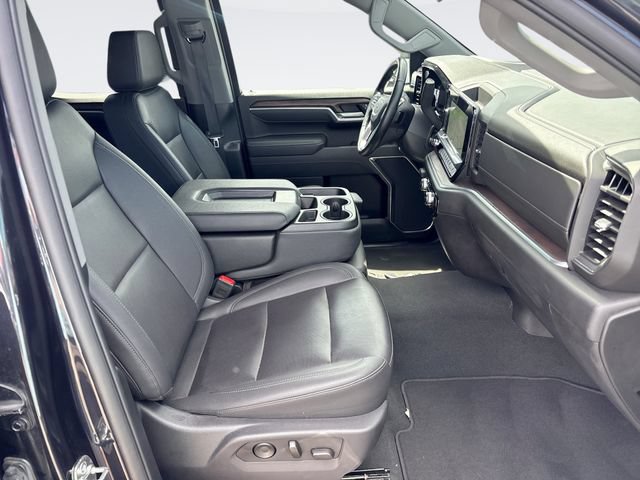 Used 2025 GMC Sierra 1500 SLT AWD/4WD image 25