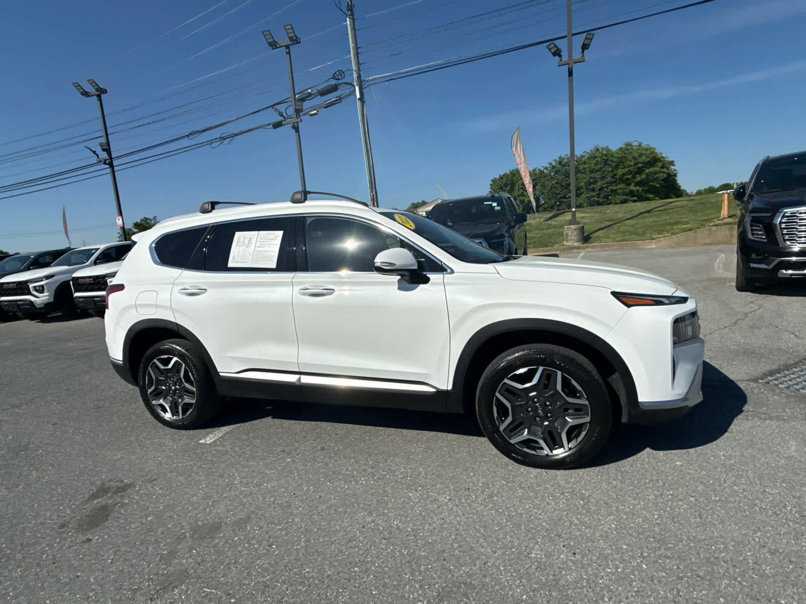 Used 2022 Hyundai Santa Fe SEL Convenience w/ Cargo Package AWD/4WD image 13