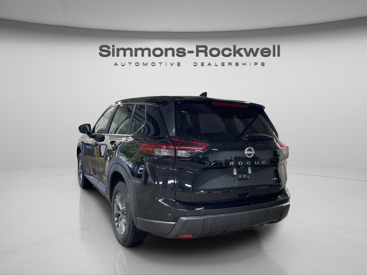 Used 2026 Nissan Rogue SV AWD/4WD image 3