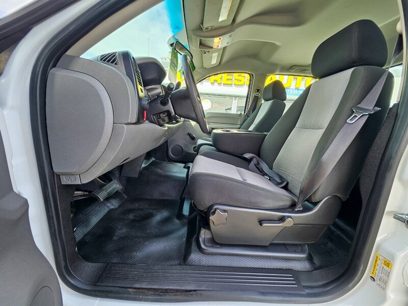 Used 2009 Chevrolet Silverado 2500 W/T RWD image 16
