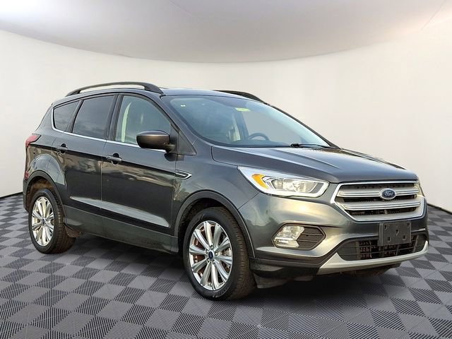Used 2019 Ford Escape SEL video 1