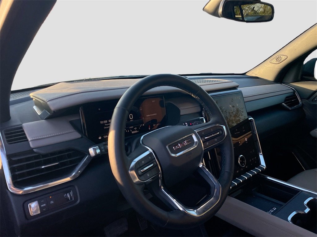 Used 2024 GMC Acadia Elevation w/ LPO, Floor Liner Package image 12