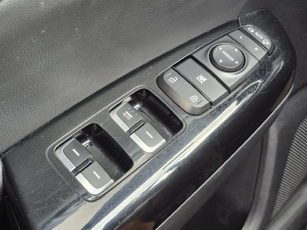 Certified 2022 Kia Sportage EX AWD/4WD image 28