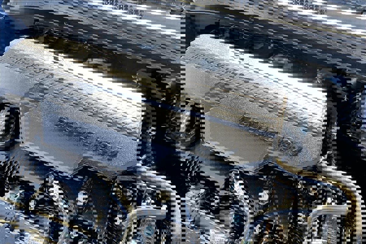 Used 2021 Hyundai Elantra SE image 32