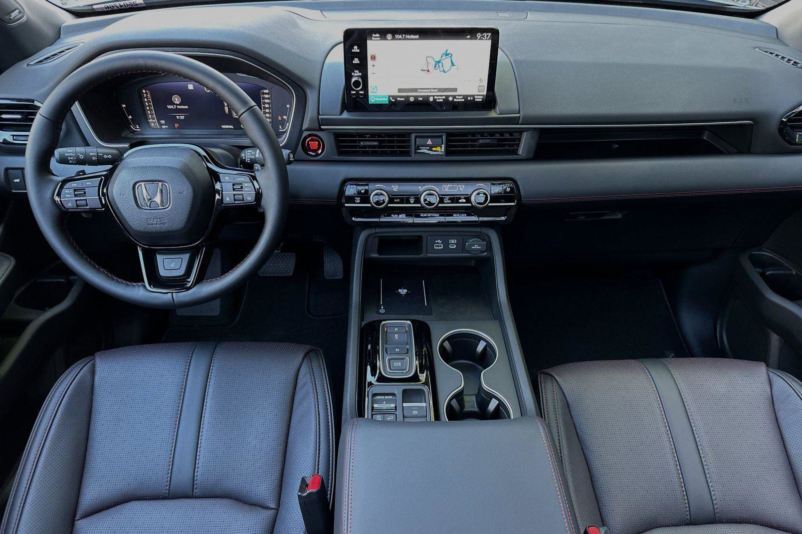 New 2025 Honda Pilot Black Edition image 10