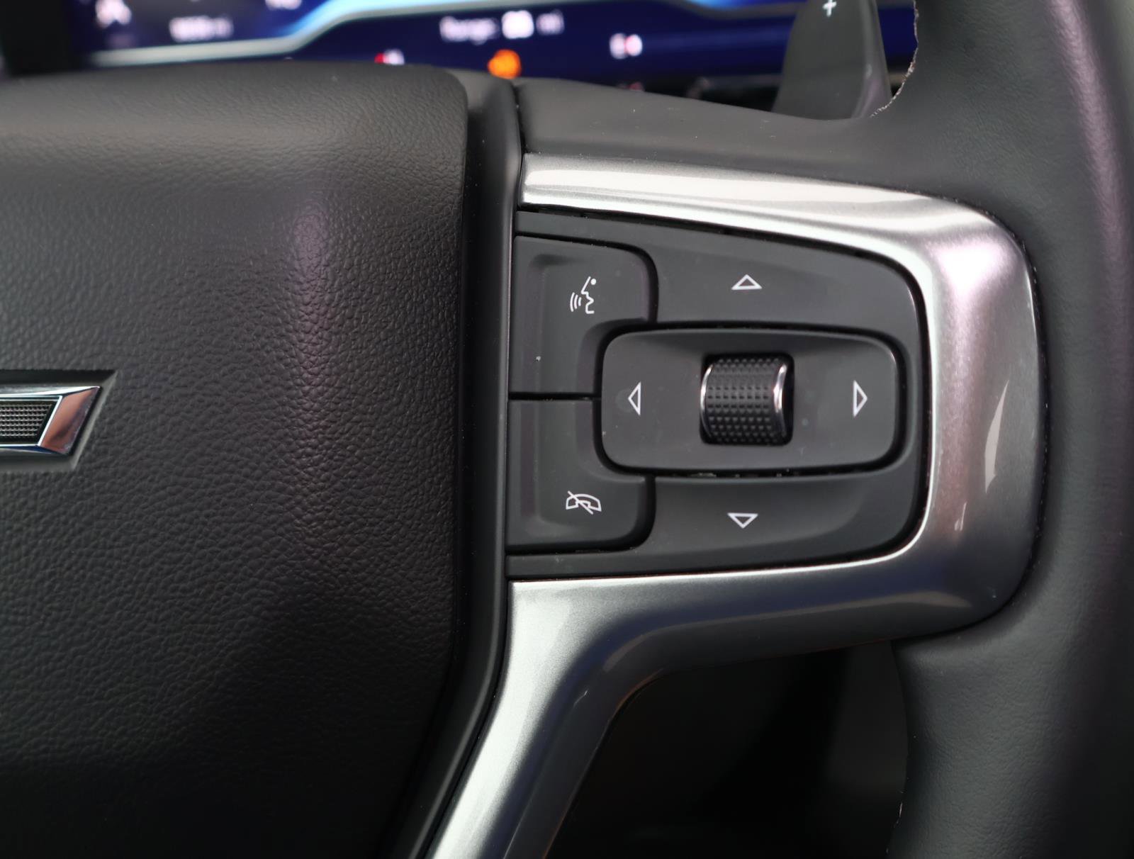 Used 2025 Chevrolet Silverado 1500 LT Trail Boss w/ Convenience Package II AWD/4WD image 26