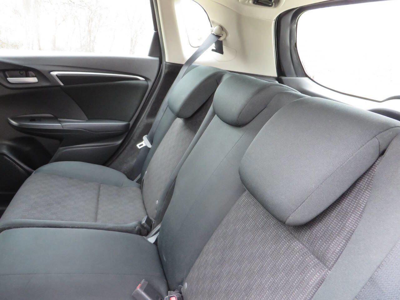 Used 2017 Honda Fit LX image 12