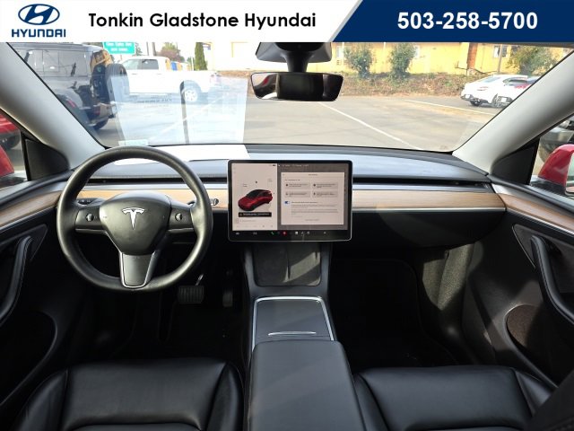 Used 2022 Tesla Model Y Long Range image 25