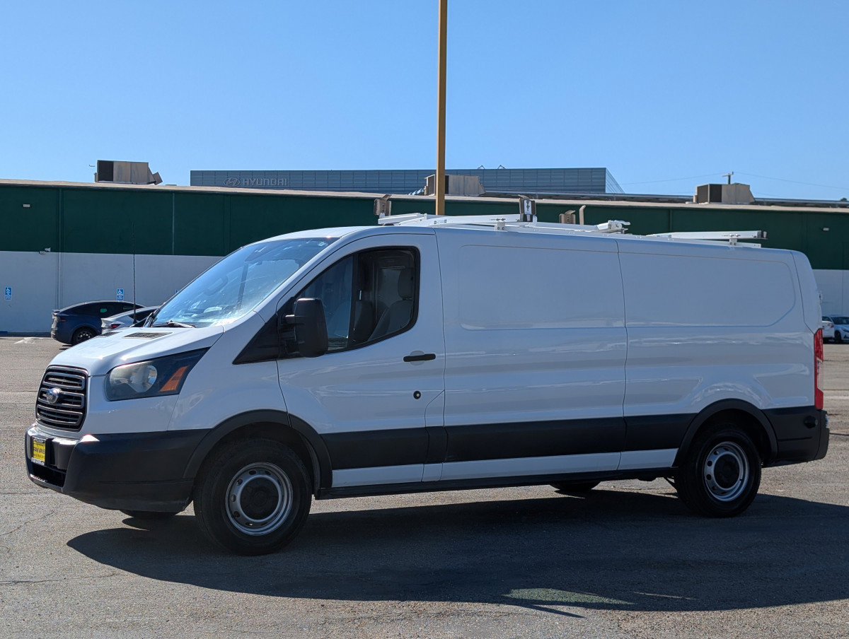 Used 2016 Ford Transit 150 148 Low Roof RWD image 3