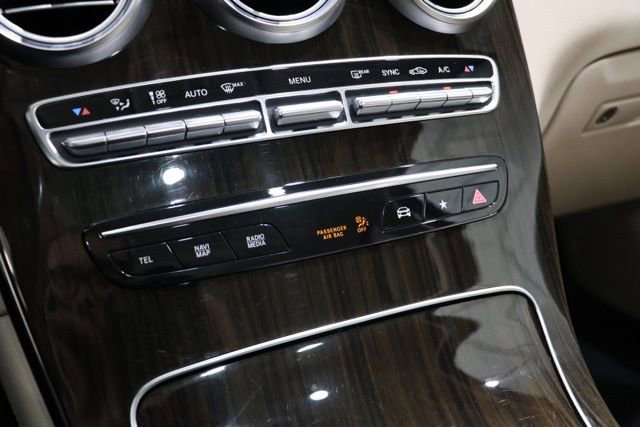 Used 2020 Mercedes-Benz GLC 300 4MATIC image 27