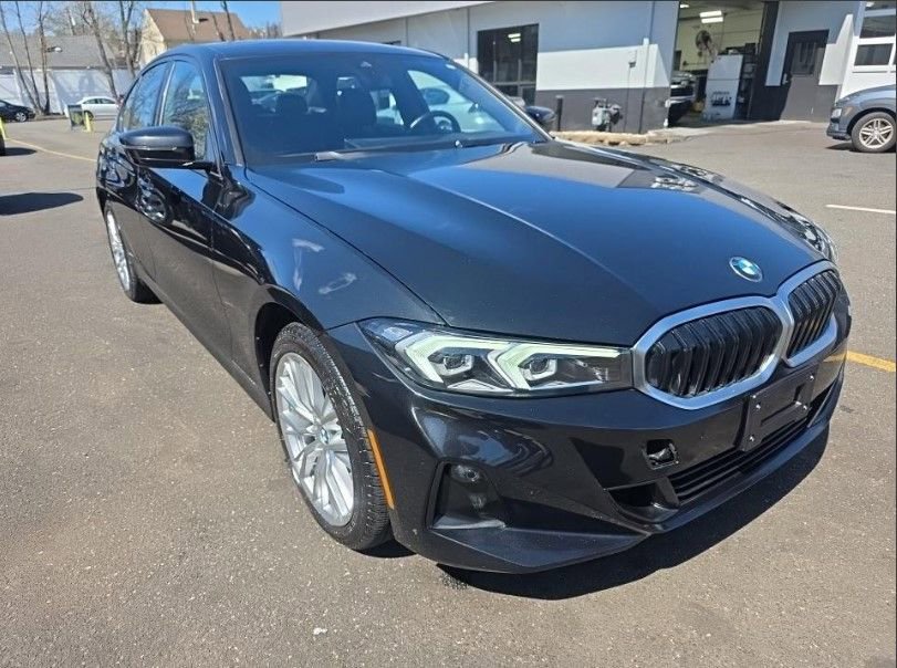 Used 2023 BMW 330i xDrive Sedan w/ Premium Package image 2