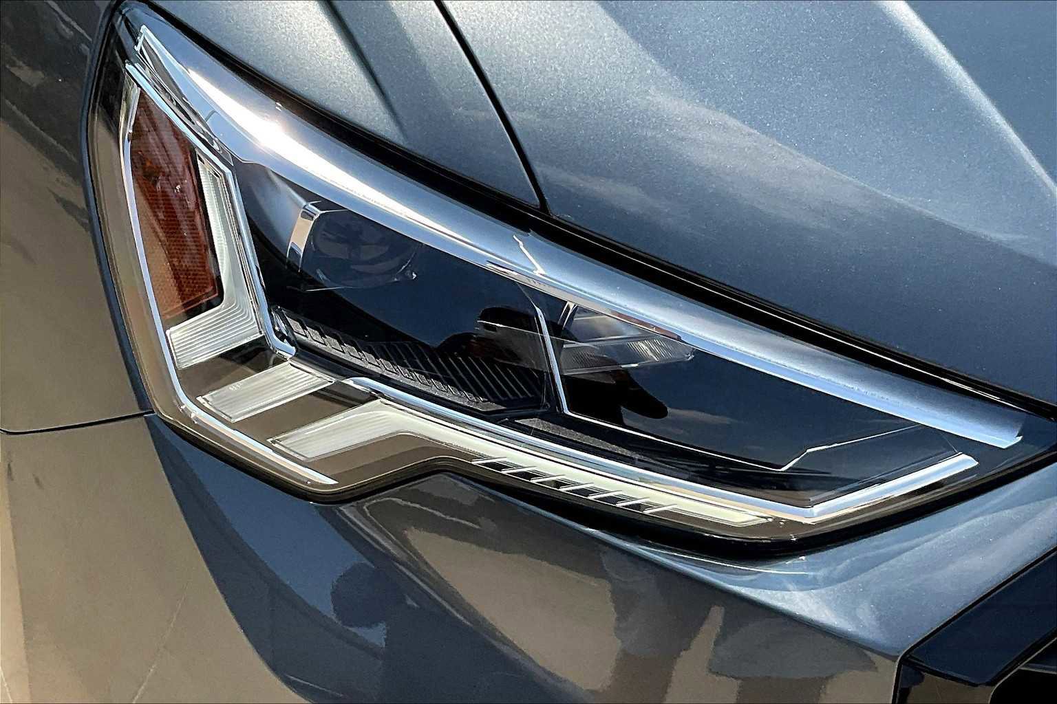 Used 2025 Audi Q3 2.0T Premium Plus w/ Premium Plus Package image 13