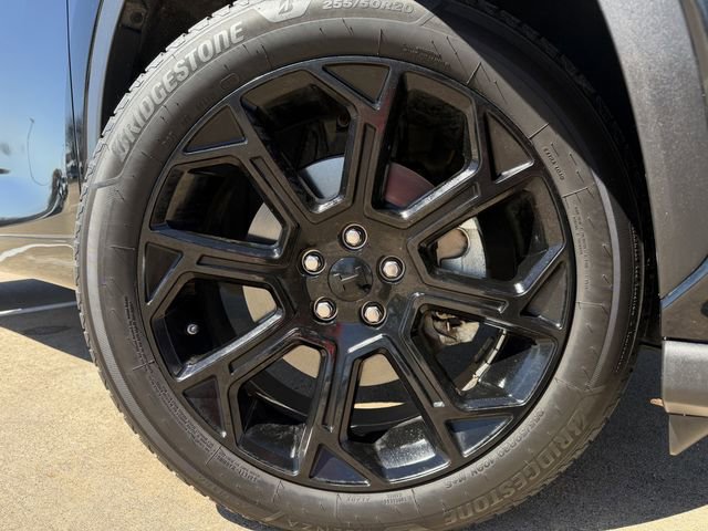 Used 2023 Toyota Highlander LE image 10