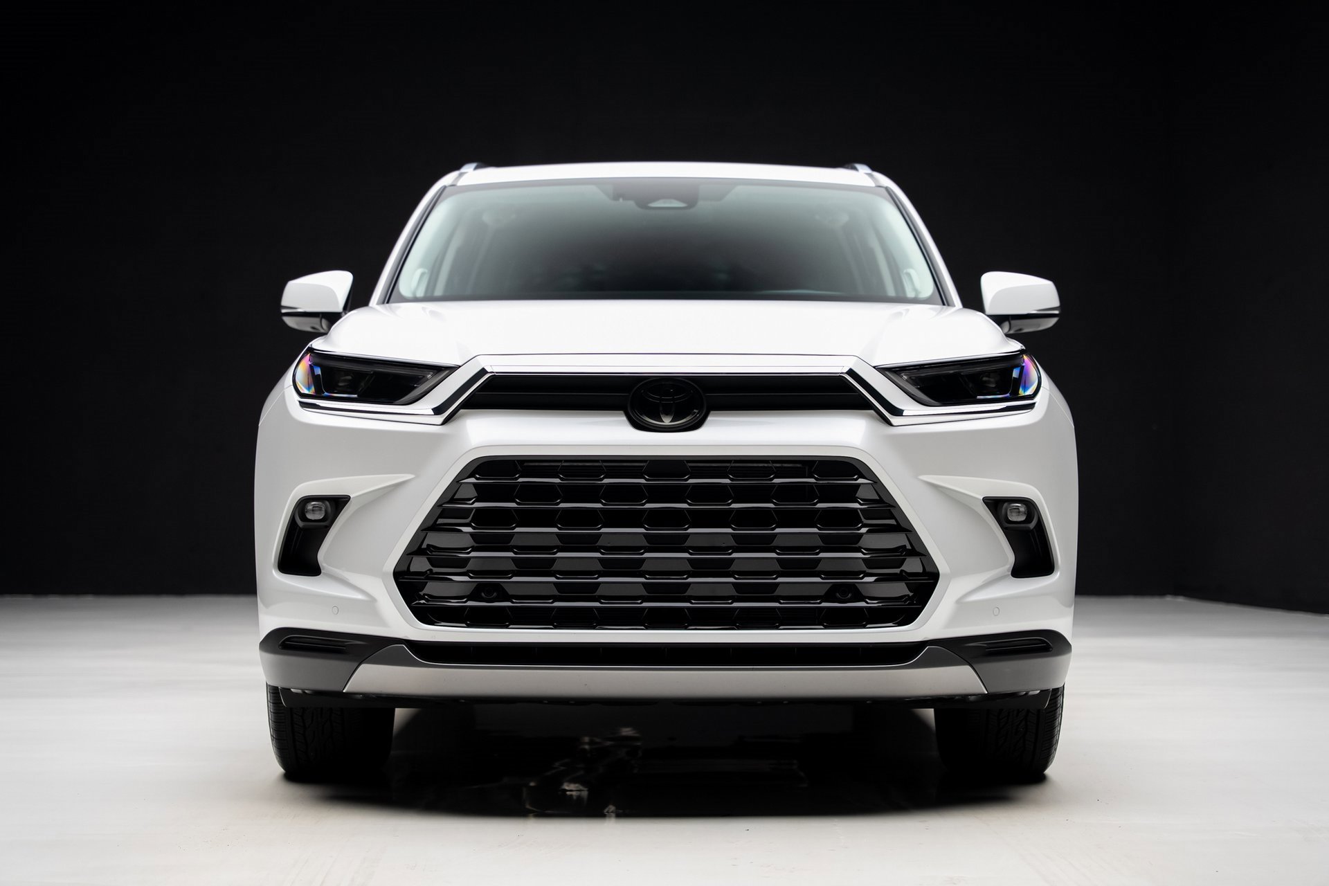 Used 2024 Toyota Grand Highlander XLE image 7