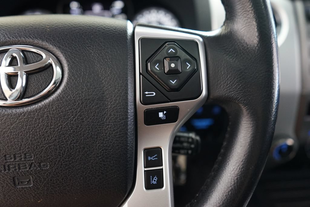 Used 2018 Toyota Tundra Limited w/ Limited Premium Package AWD/4WD image 32