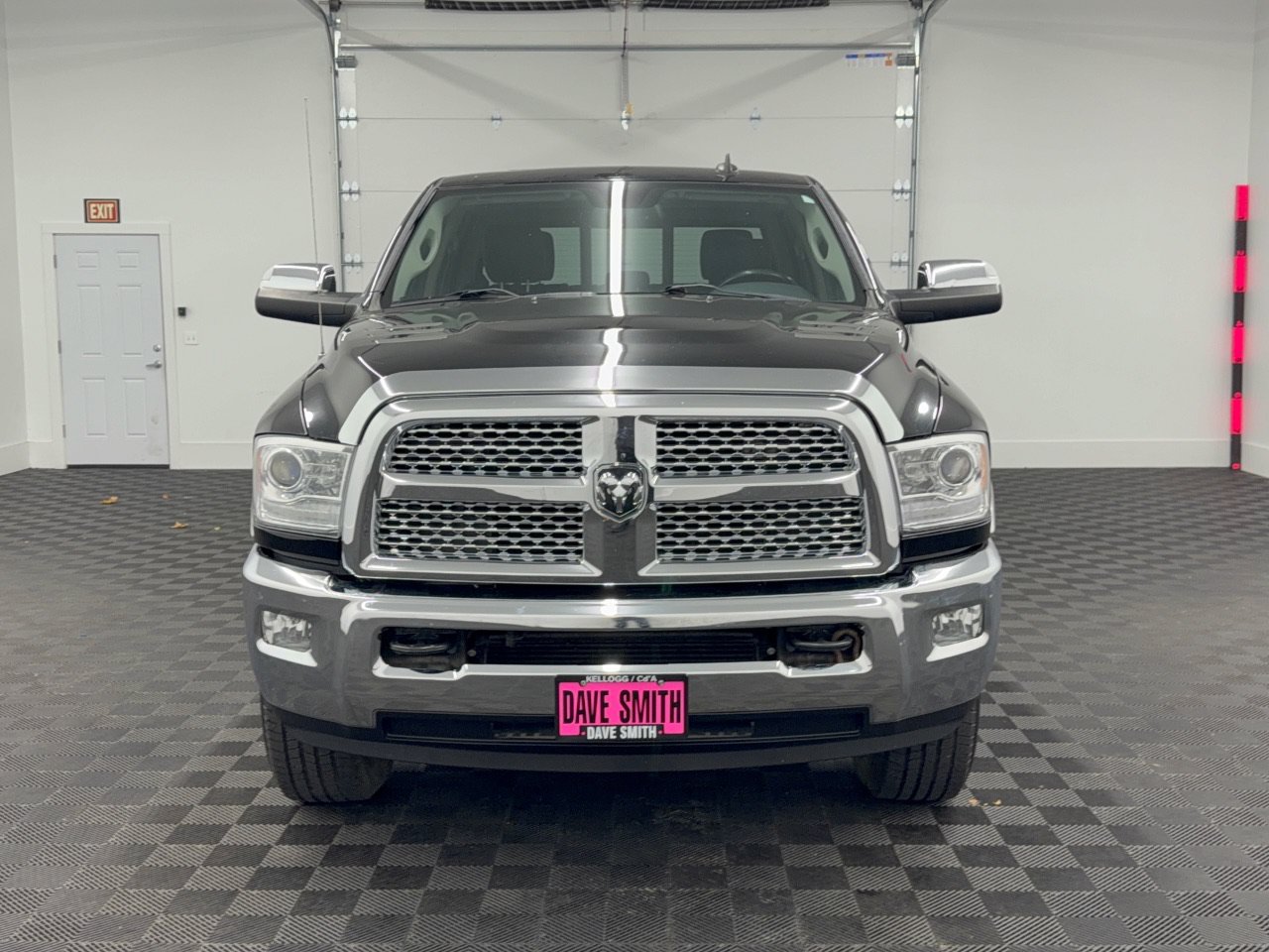 Used 2014 RAM 3500 Laramie w/ Convenience Group AWD/4WD image 6