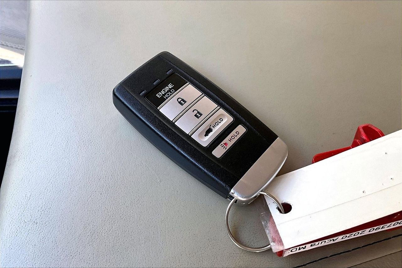 Used 2020 Acura MDX FWD w/ Advance Package image 32