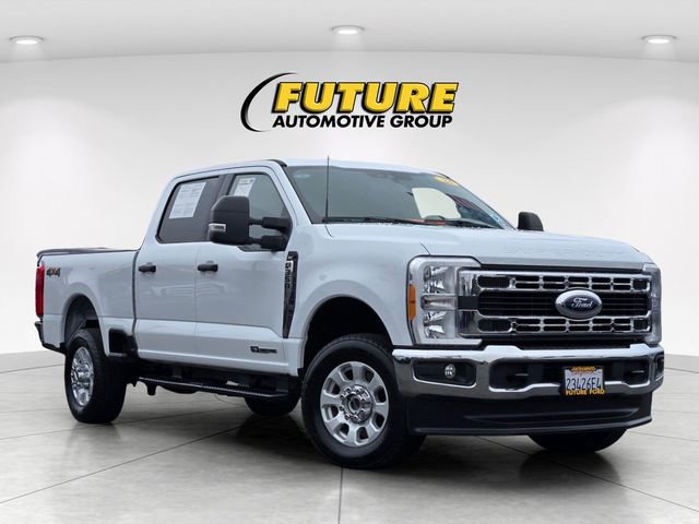 Certified 2023 Ford F350 XLT image 1