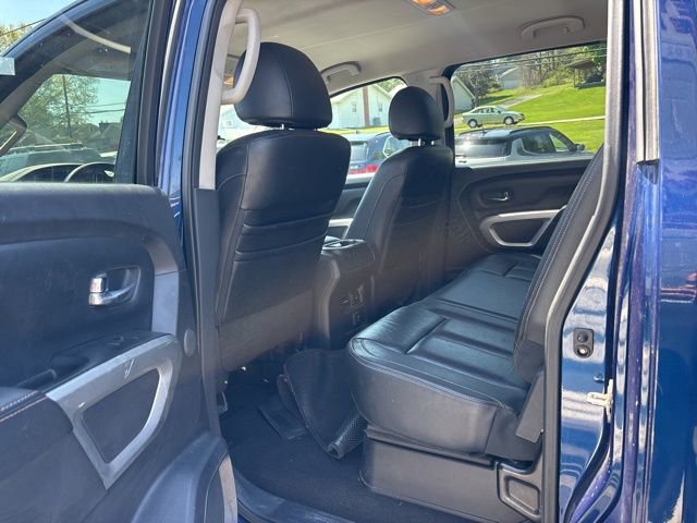 Used 2016 Nissan Titan SL AWD/4WD image 11