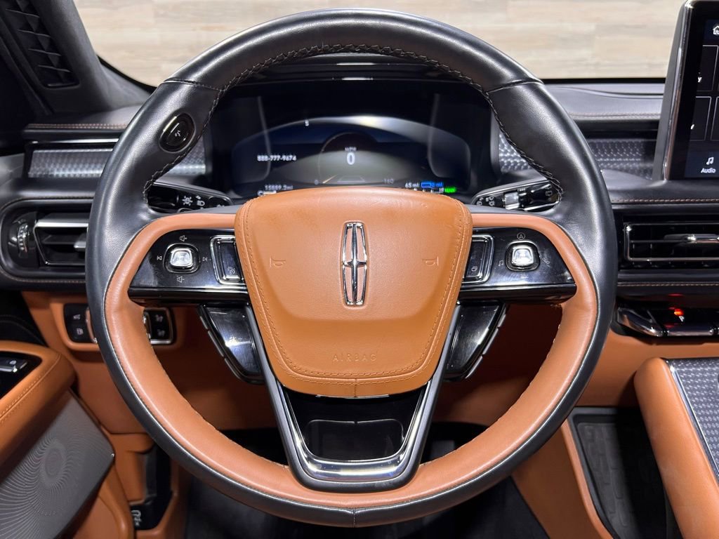 Used 2023 Lincoln Aviator Black Label Grand Touring w/ Class IV Trailer Tow Package AWD/4WD image 23