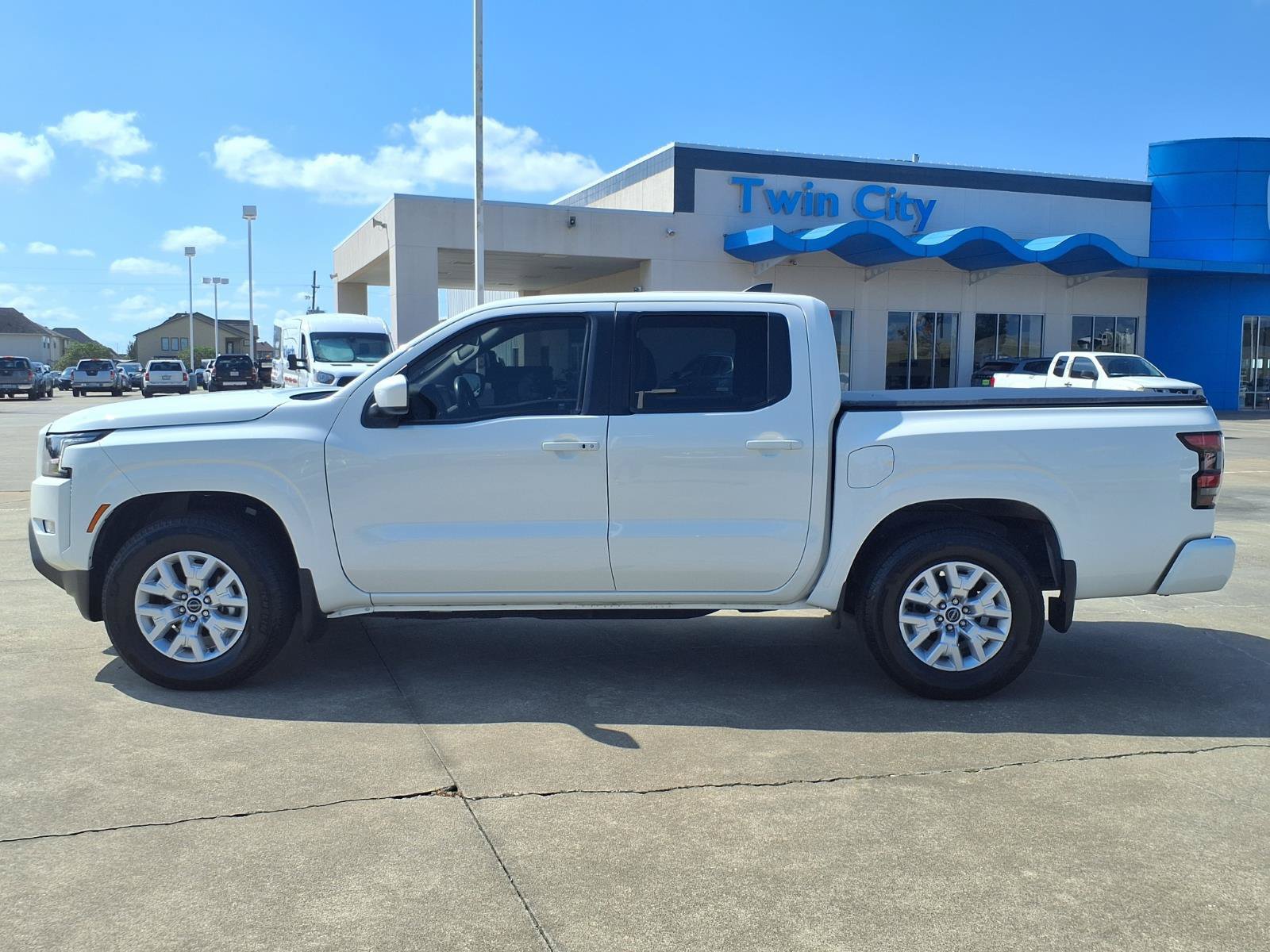 Used 2024 Nissan Frontier SV w/ SV Convenience Package RWD image 7