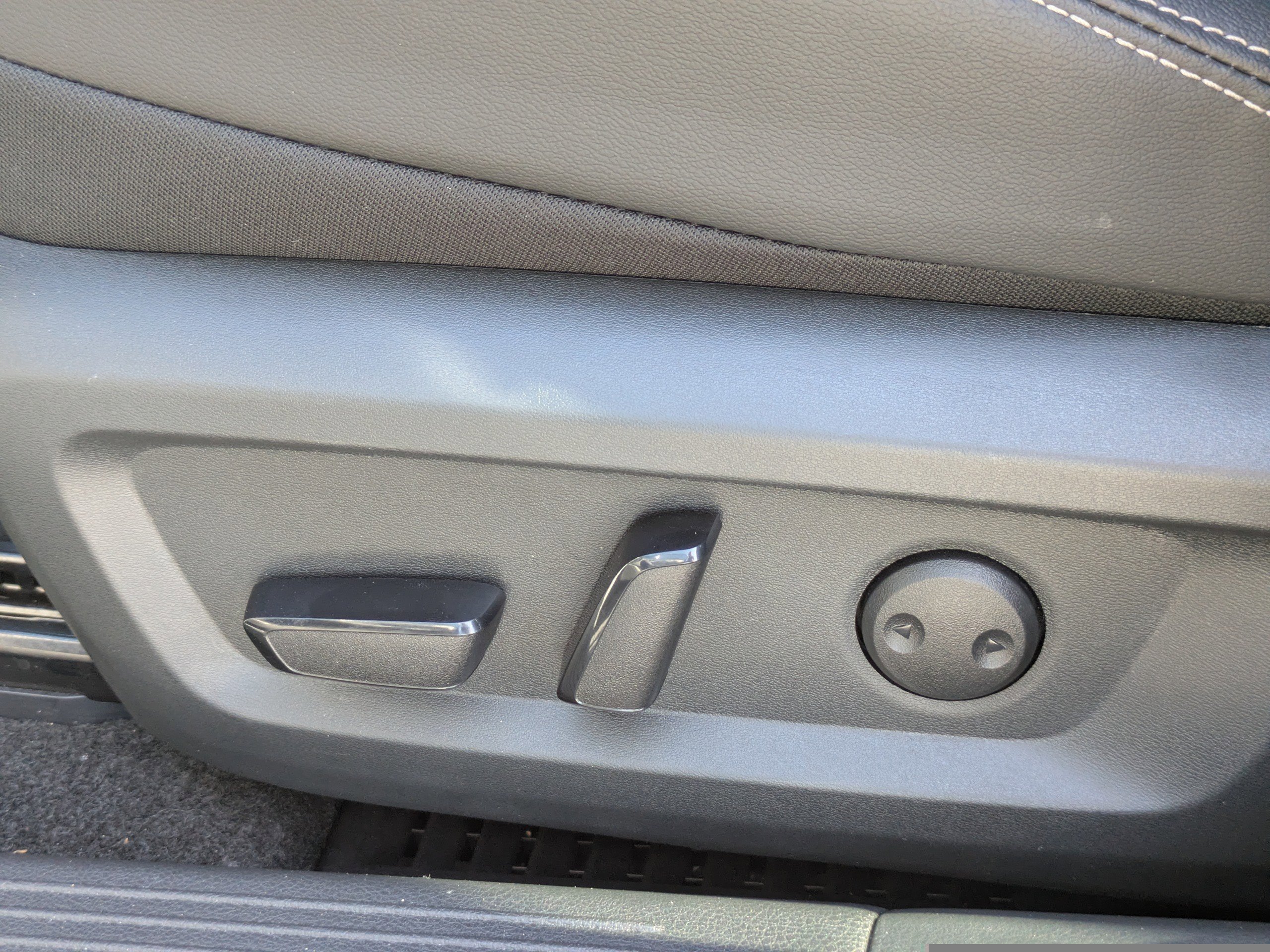 Certified 2024 Nissan Rogue SL w/ SL Premium Package FWD image 22