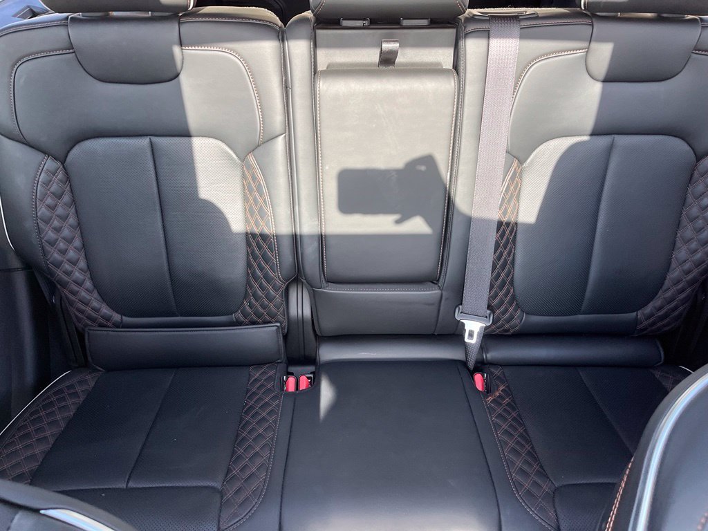 Used 2023 Jeep Grand Cherokee Summit AWD/4WD image 16