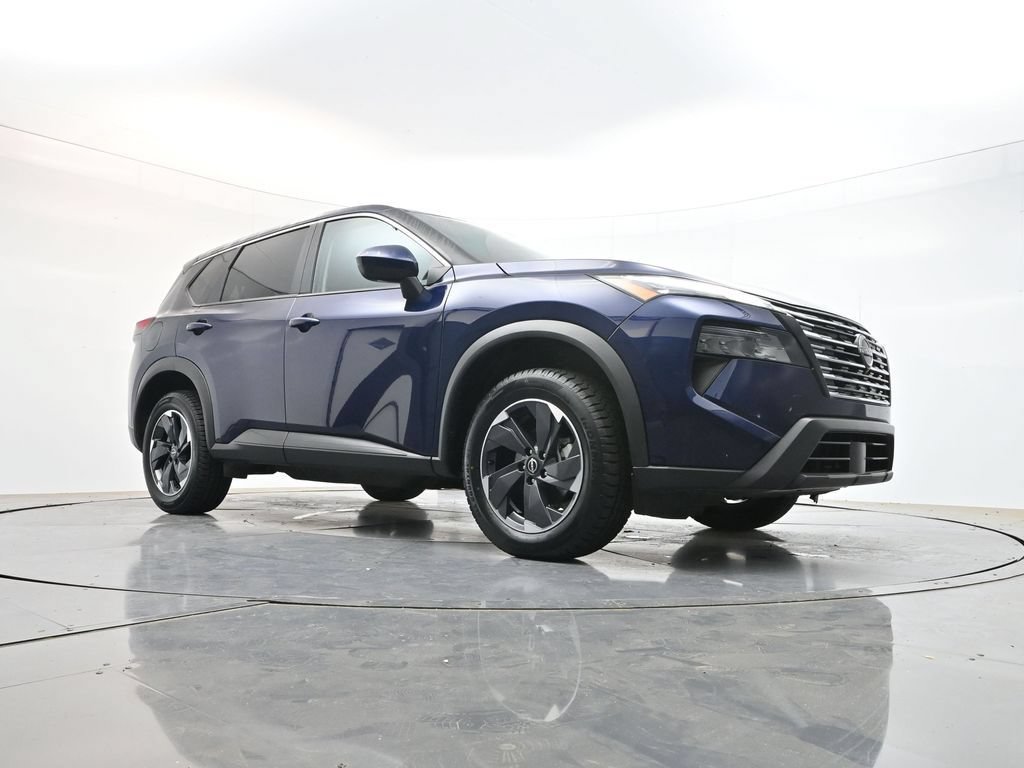 Used 2024 Nissan Rogue SV FWD image 32