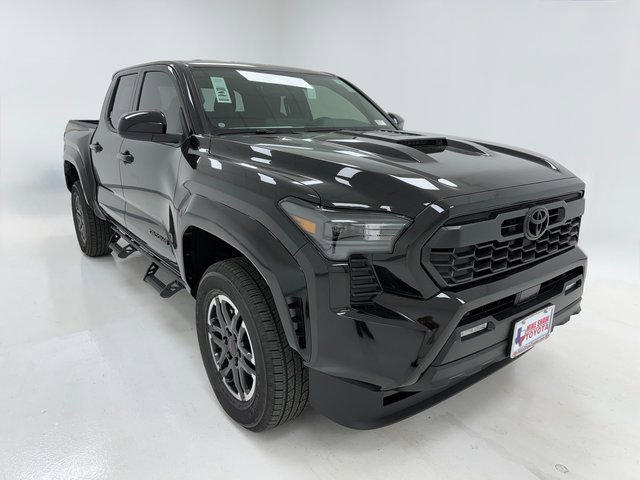 New 2026 Toyota Tacoma TRD Sport image 2