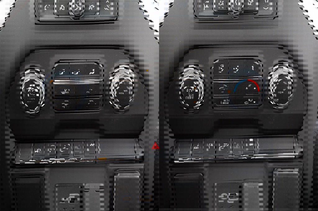 Used 2025 Chevrolet Silverado 1500 Custom w/ Rally Edition image 37